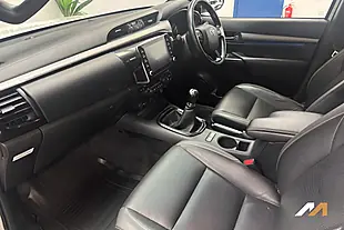 Used 2023 Toyota Hilux Invincible X White - Interior and Exterior details 19