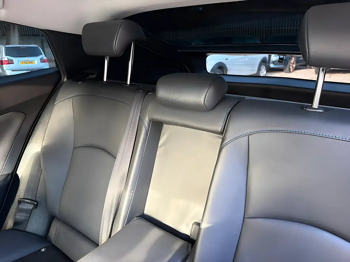 Used 2023 Toyota Prius White - Interior and Exterior details 17