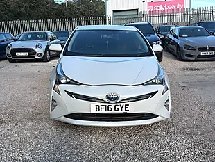 Used 2023 Toyota Prius White - Interior and Exterior details 2