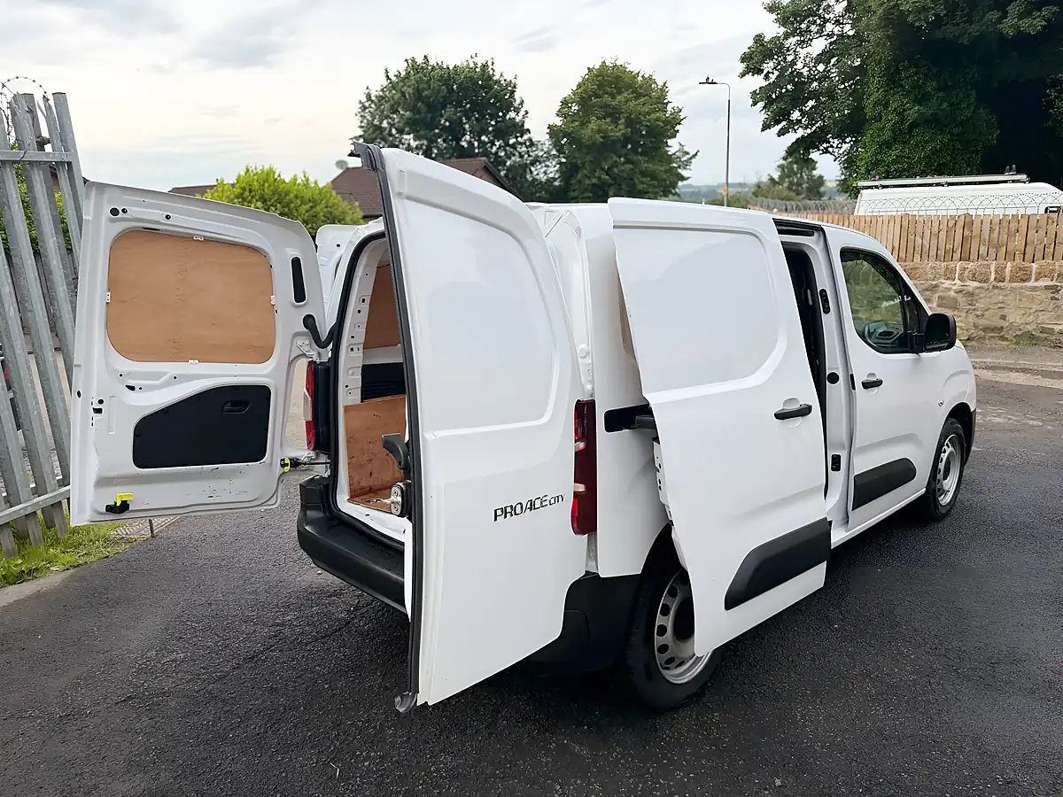 Used 2023 Toyota Proace Active Short Panel Van White - Interior and Exterior details 10