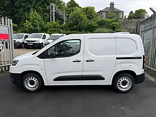 Used 2023 Toyota Proace City Active Short Panel Van White - Interior and Exterior details 17