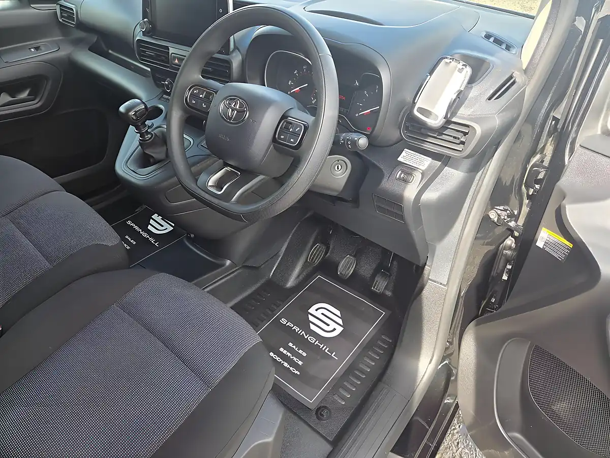 Used 2023 Toyota Proace City Icon Black - Interior and Exterior details 15