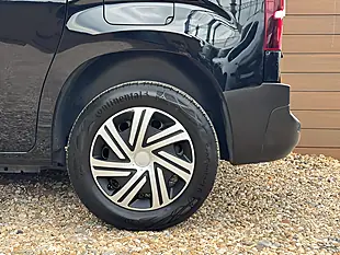 Used 2023 Toyota Proace City Icon Black - Interior and Exterior details 15