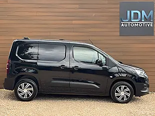 Used 2023 Toyota Proace City Icon Black - Interior and Exterior details 2