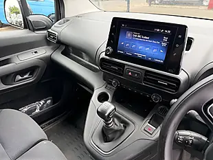 Used 2023 Toyota Proace City Icon Black - Interior and Exterior details 14