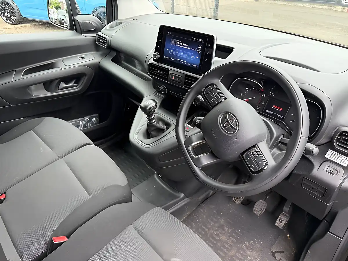 Used 2023 Toyota Proace City Icon Black - Interior and Exterior details 3