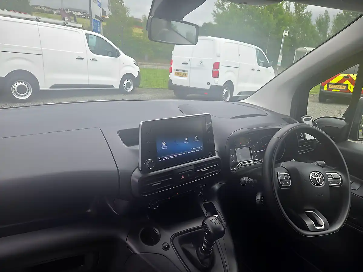 Used 2023 Toyota Proace City Icon Black - Interior and Exterior details 20