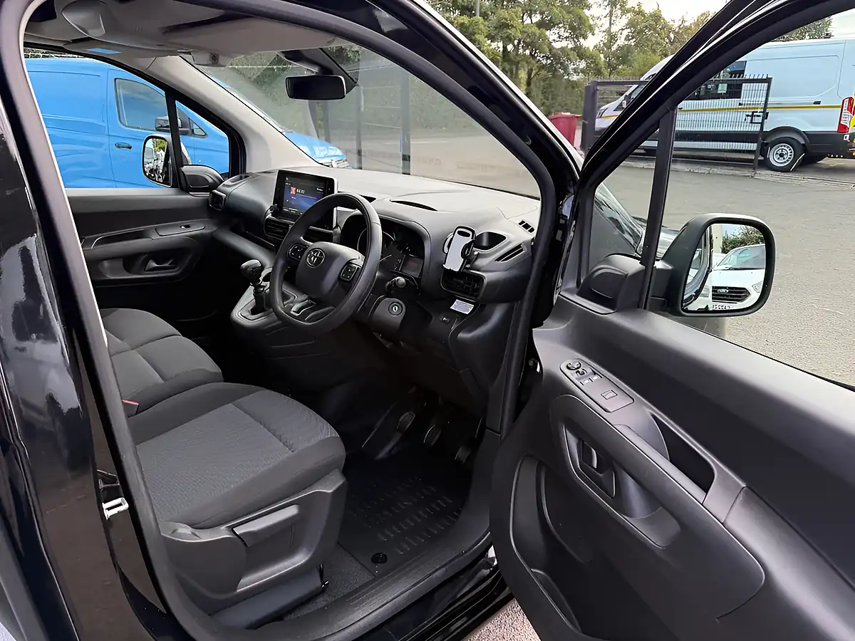 Used 2023 Toyota Proace City Icon Black - Interior and Exterior details 13
