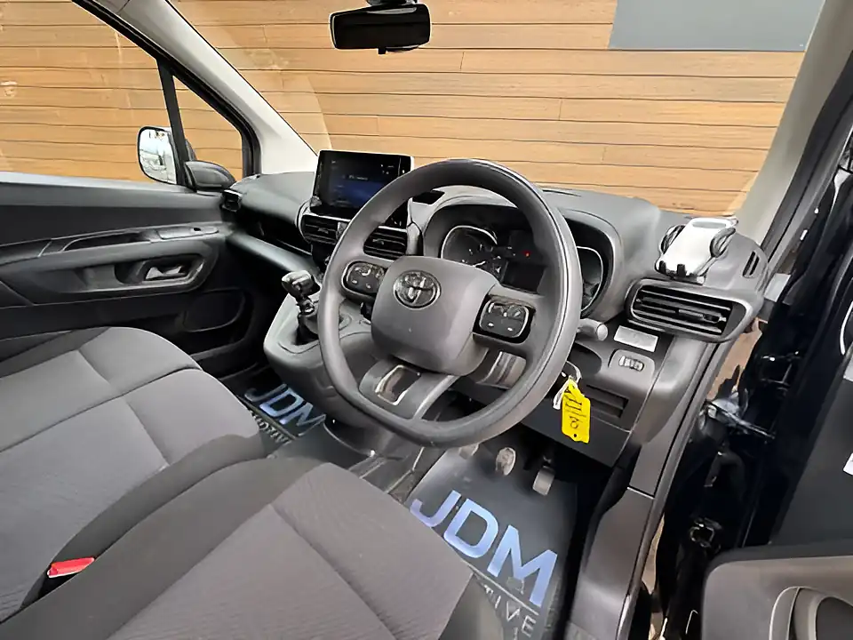 Used 2023 Toyota Proace City Icon Black - Interior and Exterior details 13