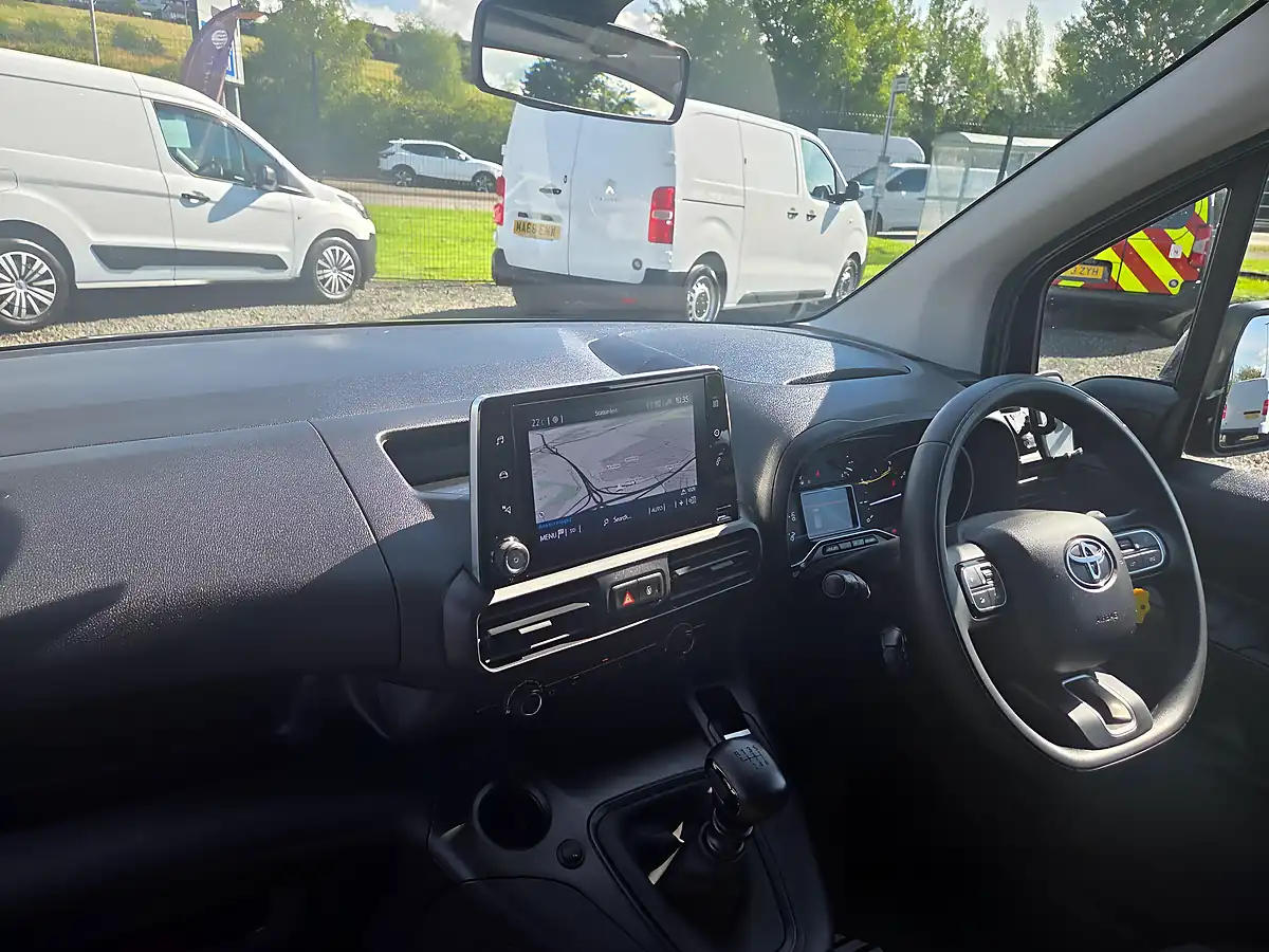 Used 2023 Toyota Proace City Icon Short Panel Van Swb Black - Interior and Exterior details 20