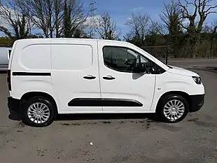Used 2023 Toyota Proace City Icon Short Panel Van White - Interior and Exterior details 10