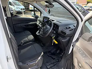 Used 2023 Toyota Proace City Icon Short Panel Van White - Interior and Exterior details 15