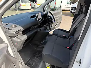 Used 2023 Toyota Proace City Icon Short Panel Van White - Interior and Exterior details 6