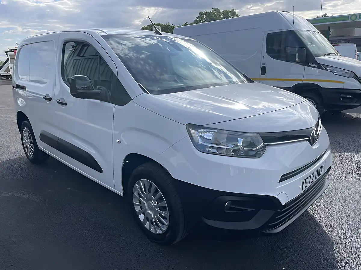 Used 2023 Toyota Proace City Icon White - Front View