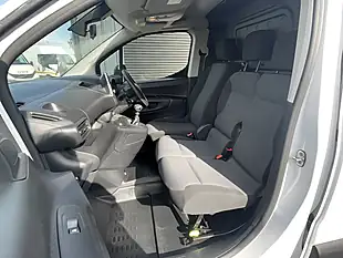 Used 2023 Toyota Proace City Icon White - Interior and Exterior details 10