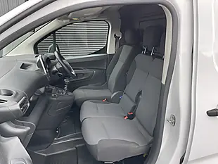 Used 2023 Toyota Proace City Icon White - Interior and Exterior details 13