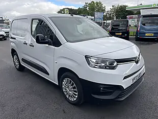 Used 2023 Toyota Proace City Icon White - Interior and Exterior details 2