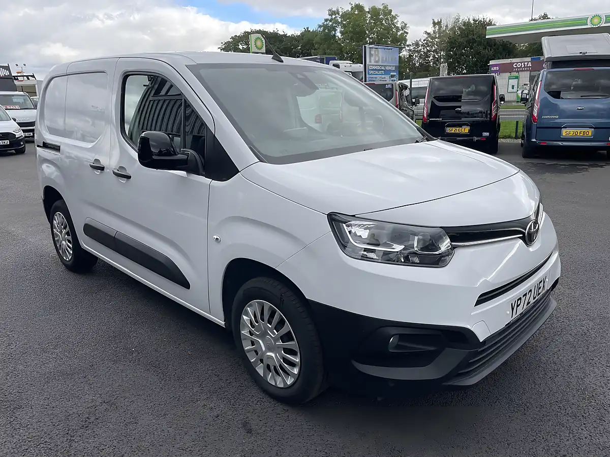 Used 2023 Toyota Proace City Icon White - Interior and Exterior details 2
