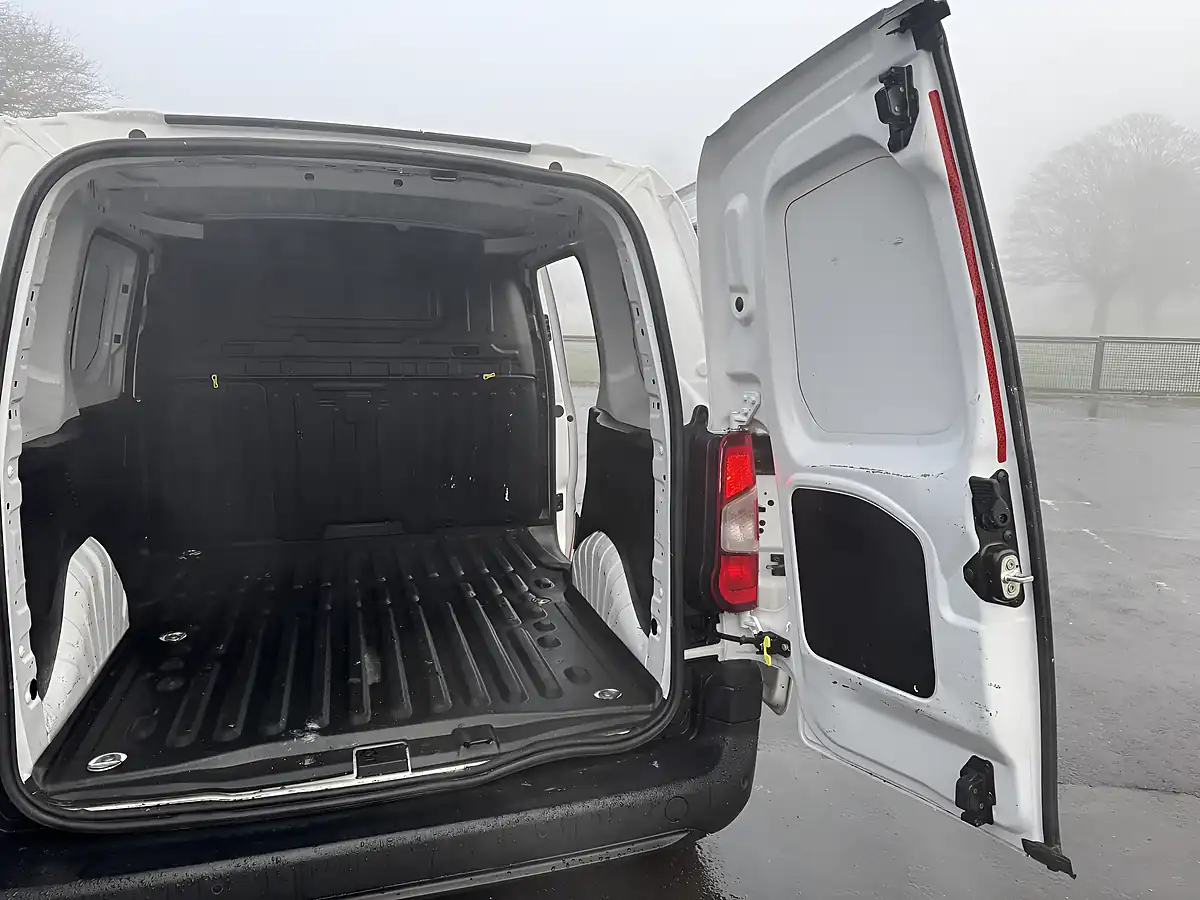 Used 2023 Toyota Proace City Icon White - Interior and Exterior details 13