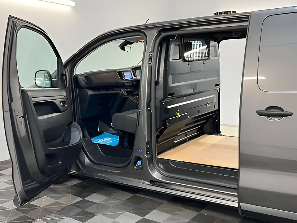 Used 2023 Toyota Proace Icon Grey - Interior and Exterior details 15