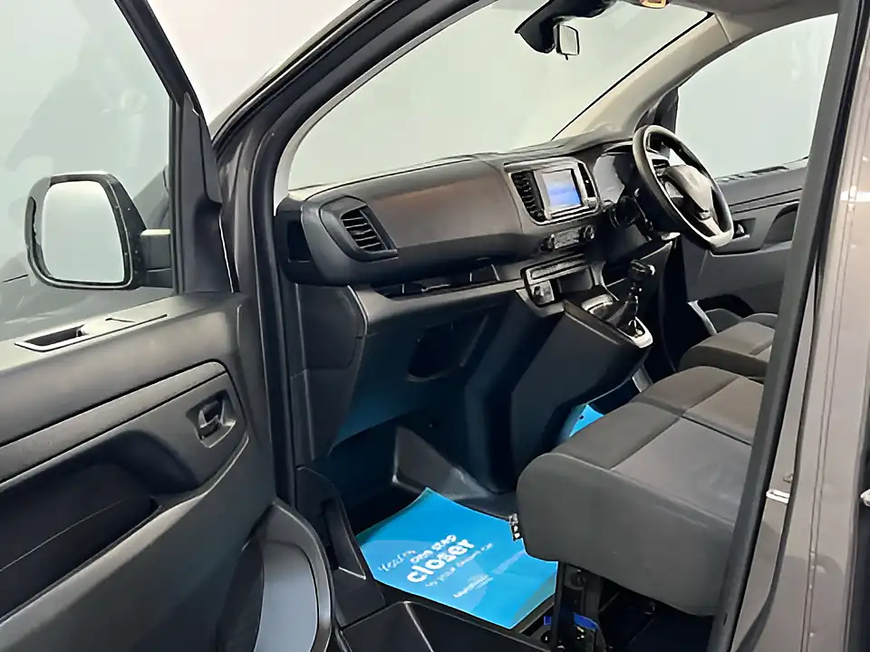Used 2023 Toyota Proace Icon Grey - Interior and Exterior details 16