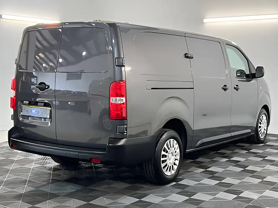 Used 2023 Toyota Proace Icon Grey - Interior and Exterior details 3