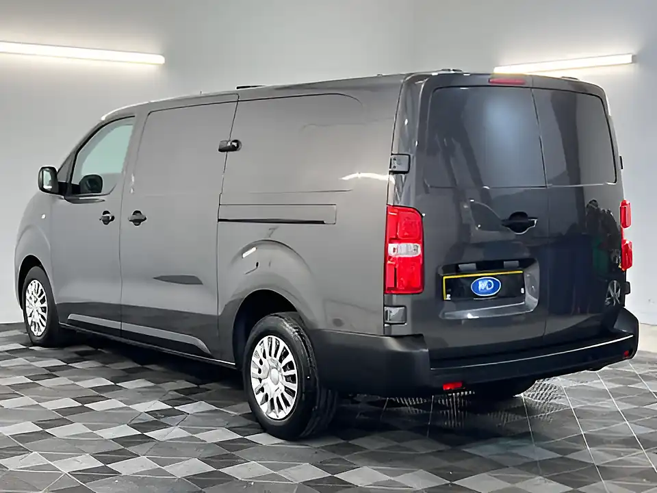 Used 2023 Toyota Proace Icon Grey - Interior and Exterior details 7