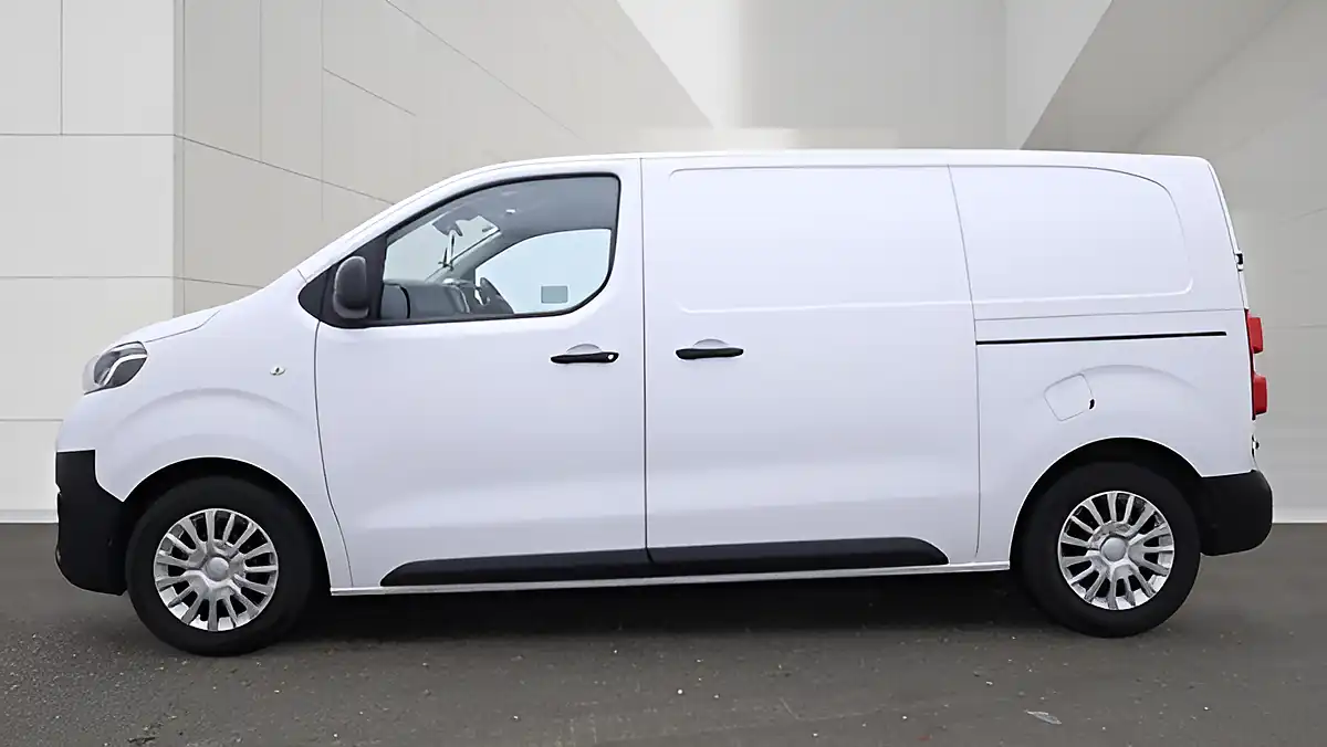 Used 2023 Toyota Proace Icon Medium Panel Van White - Interior and Exterior details 6