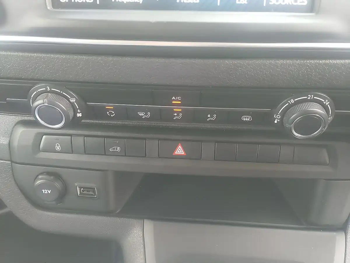 Used 2023 Toyota Proace Icon White - Interior and Exterior details 13