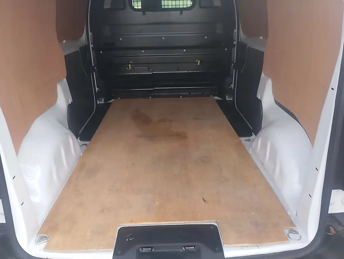 Used 2023 Toyota Proace Icon White - Interior and Exterior details 17