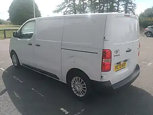 Used 2023 Toyota Proace Icon White - Interior and Exterior details 5