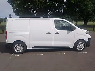 Used 2023 Toyota Proace Icon White - Interior and Exterior details 8