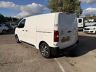 Used 2023 Toyota Proace Icon White - Interior and Exterior details 7