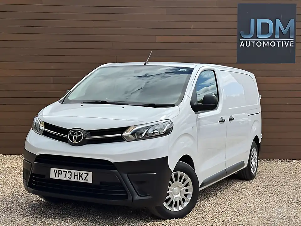 Used 2023 Toyota Proace Icon White - Interior and Exterior details 10