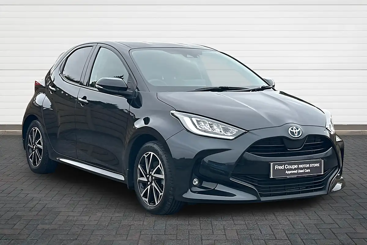 Used 2023 Toyota Yaris Design Black - Front View