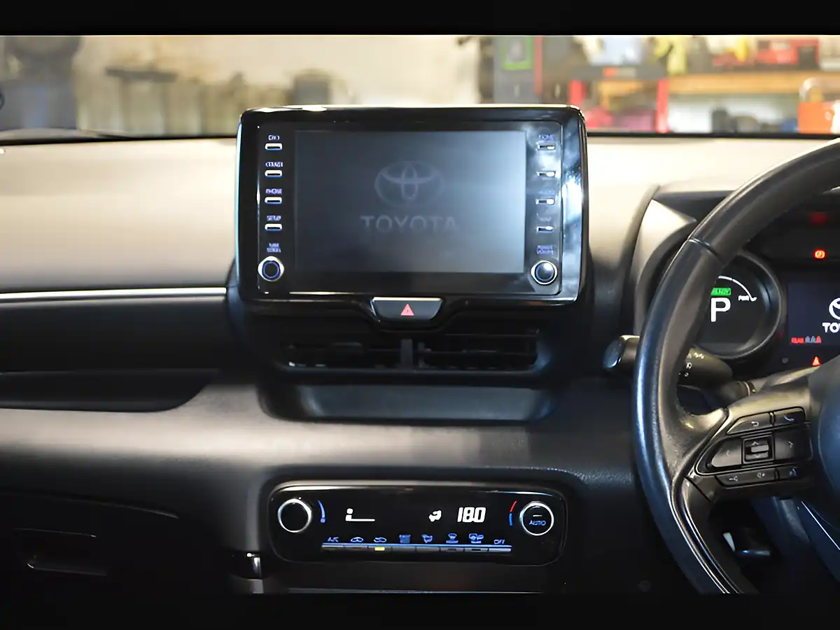 Used 2023 Toyota Yaris Design White - Interior and Exterior details 15