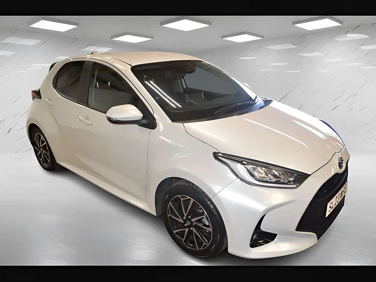 Used 2023 Toyota Yaris Design White - Interior and Exterior details 4