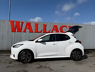 Used 2023 Toyota Yaris Design White - Interior and Exterior details 4