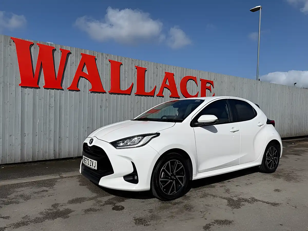 Used 2023 Toyota Yaris Design White - Interior and Exterior details 8
