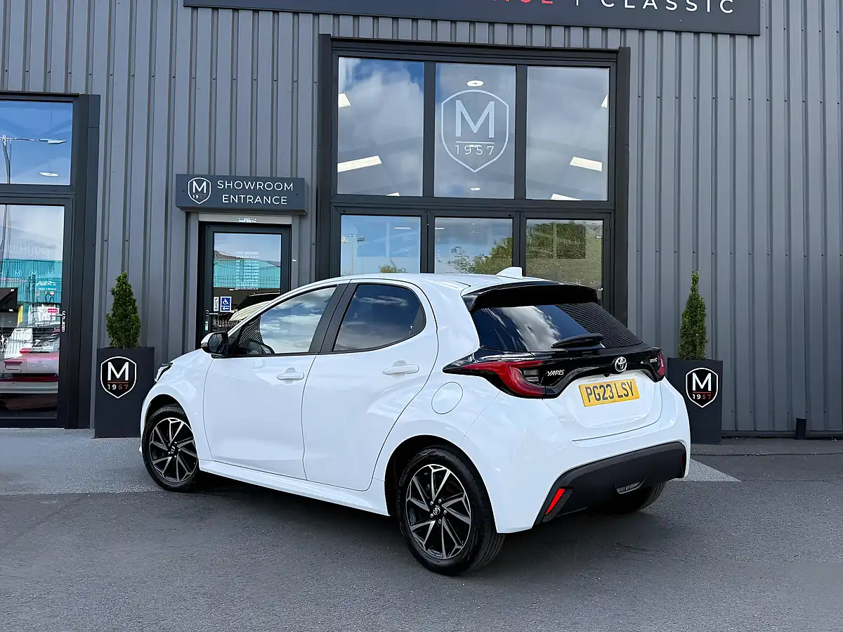 Used 2023 Toyota Yaris Design White - Interior and Exterior details 3