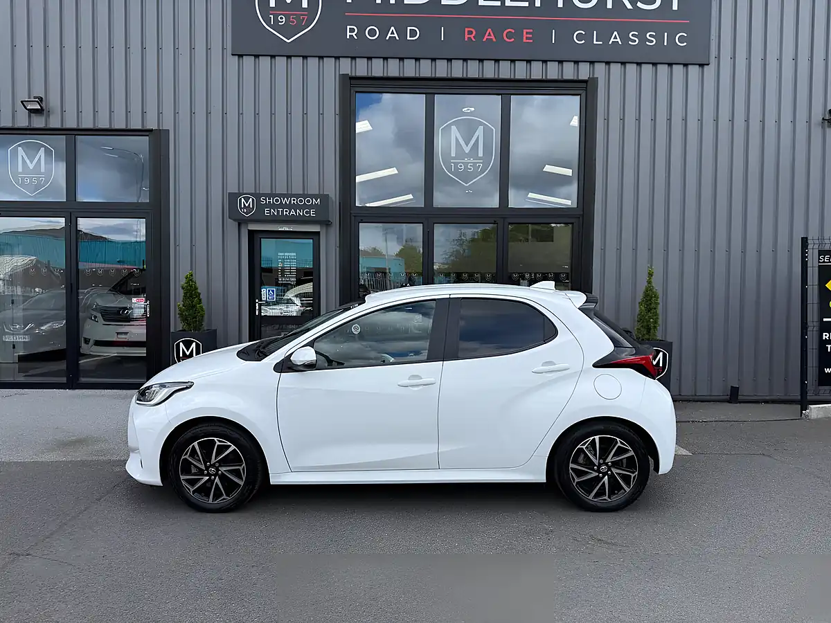 Used 2023 Toyota Yaris Design White - Interior and Exterior details 7