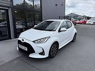 Used 2023 Toyota Yaris Design White - Interior and Exterior details 9