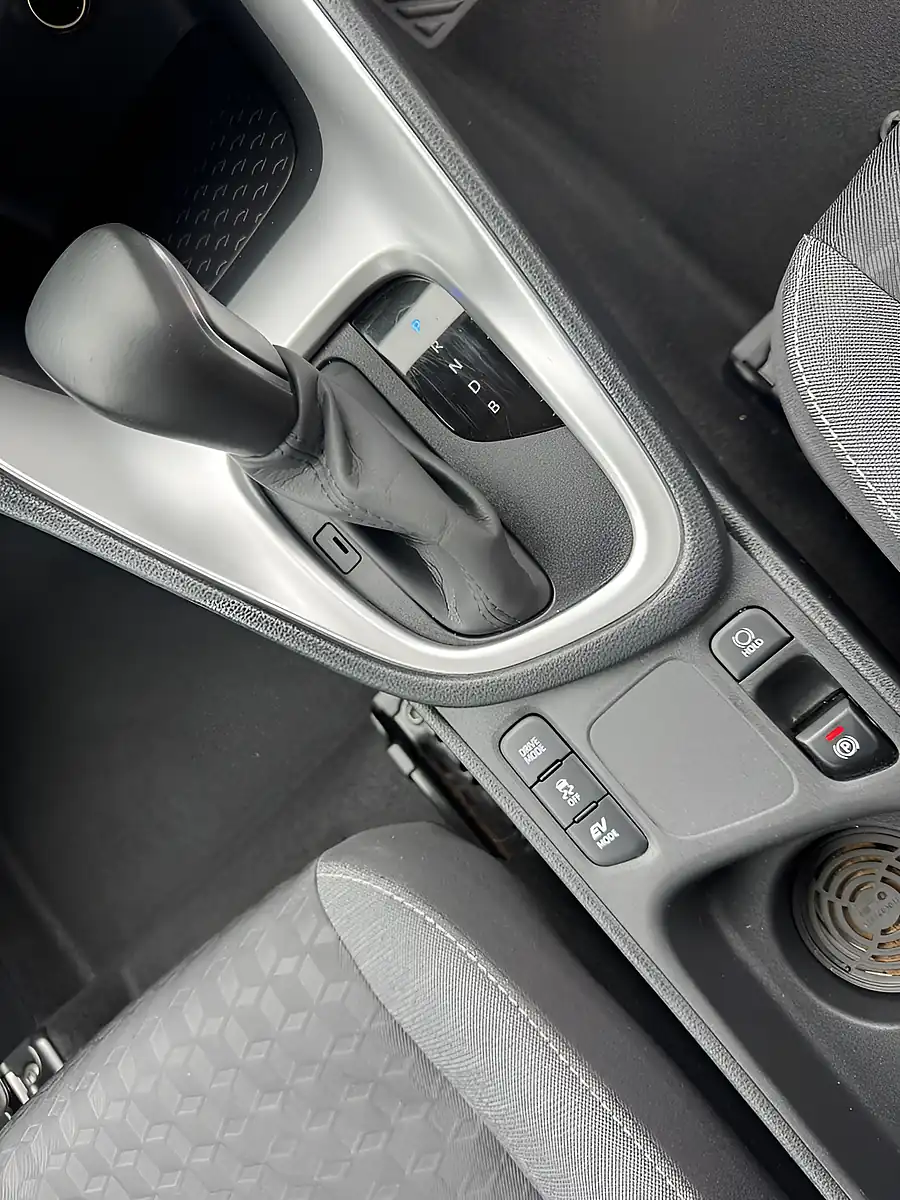 Used 2023 Toyota Yaris Design White - Interior and Exterior details 7