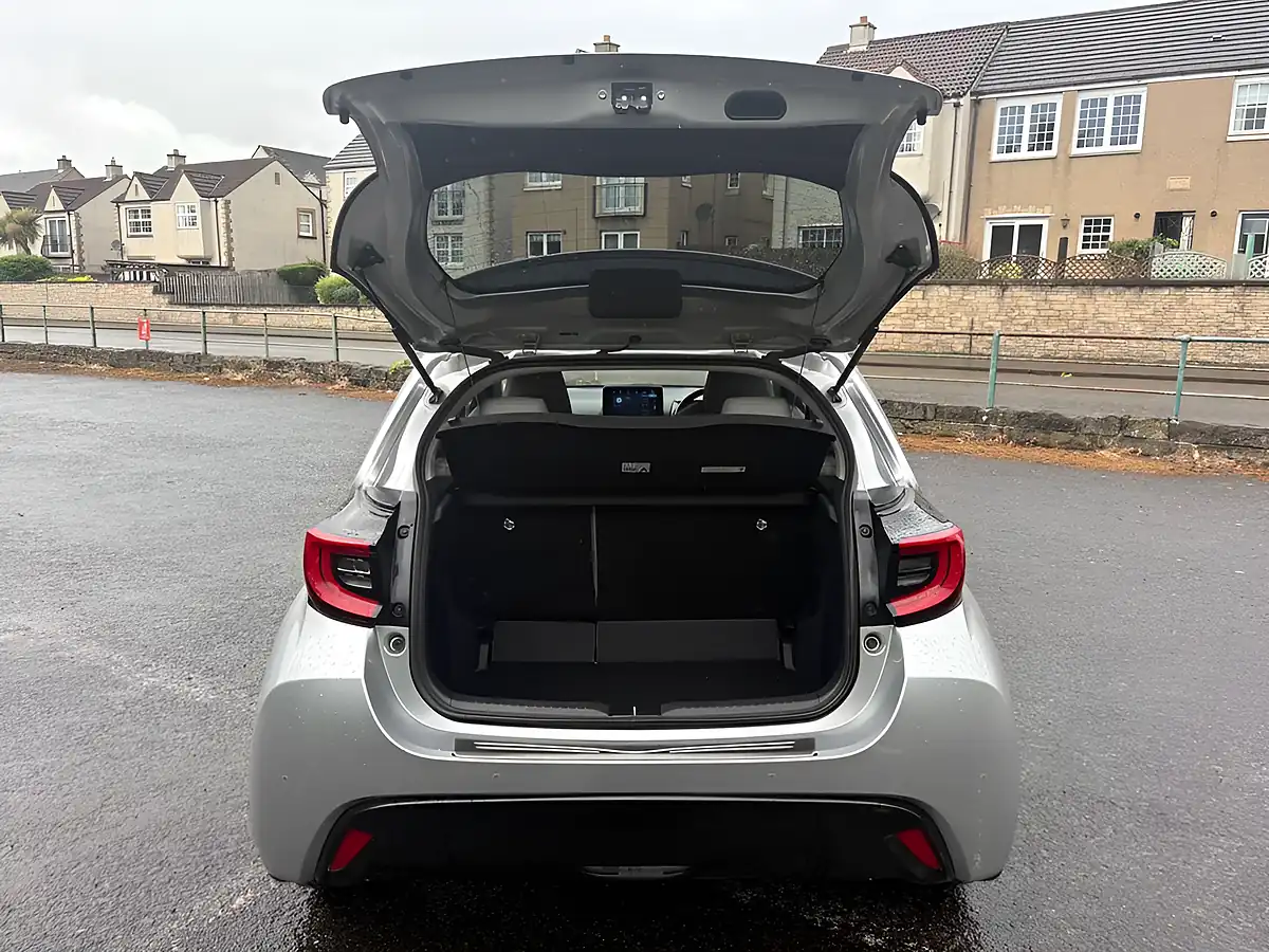 Used 2023 Toyota Yaris Excel Silver - Interior and Exterior details 20