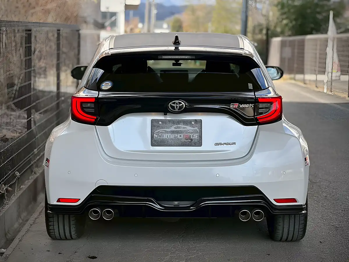 Used 2023 Toyota Yaris Gr Rz High Performance White - Interior and Exterior details 14