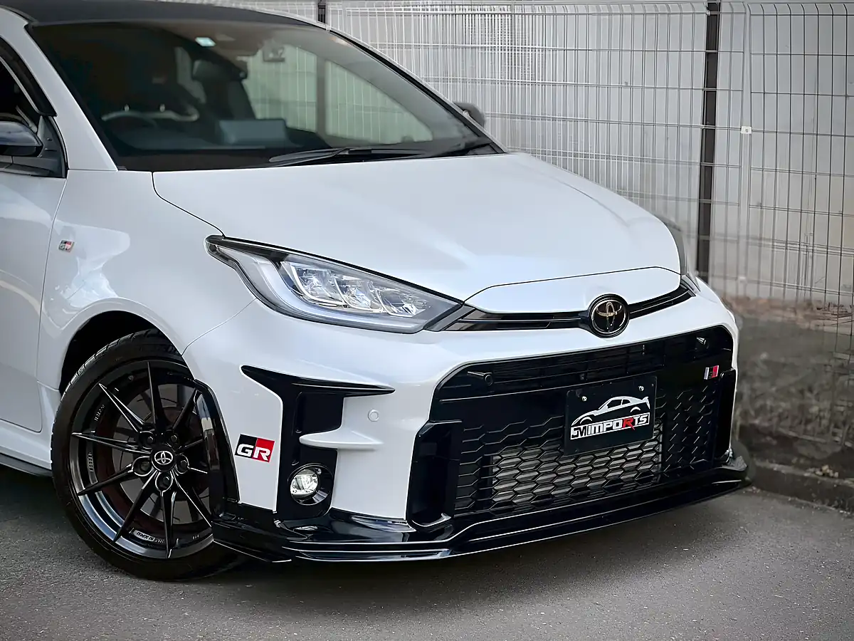Used 2023 Toyota Yaris Gr Rz High Performance White - Interior and Exterior details 17
