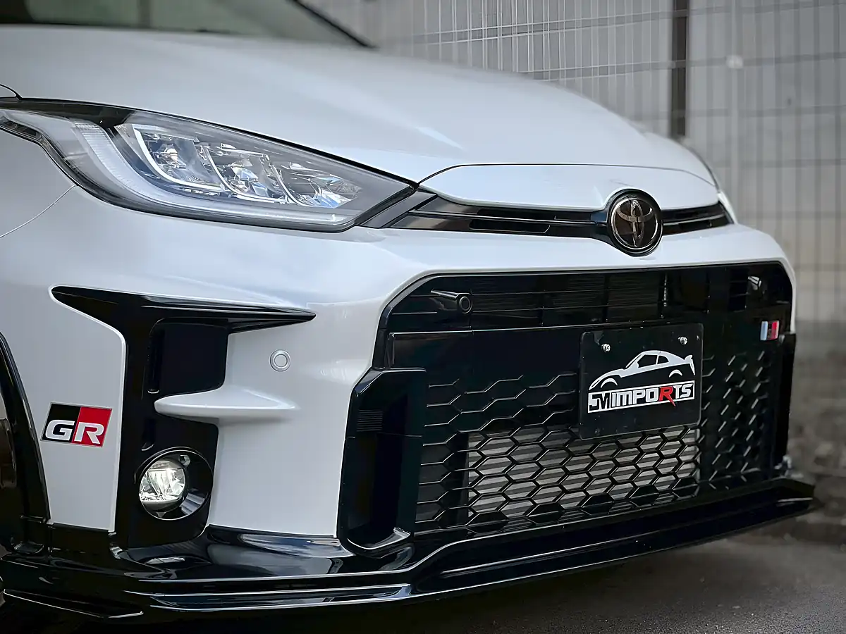 Used 2023 Toyota Yaris Gr Rz High Performance White - Interior and Exterior details 19