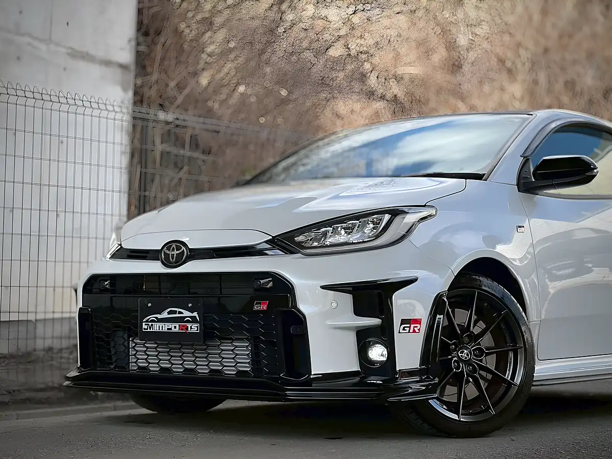 Used 2023 Toyota Yaris Gr Rz High Performance White - Interior and Exterior details 20