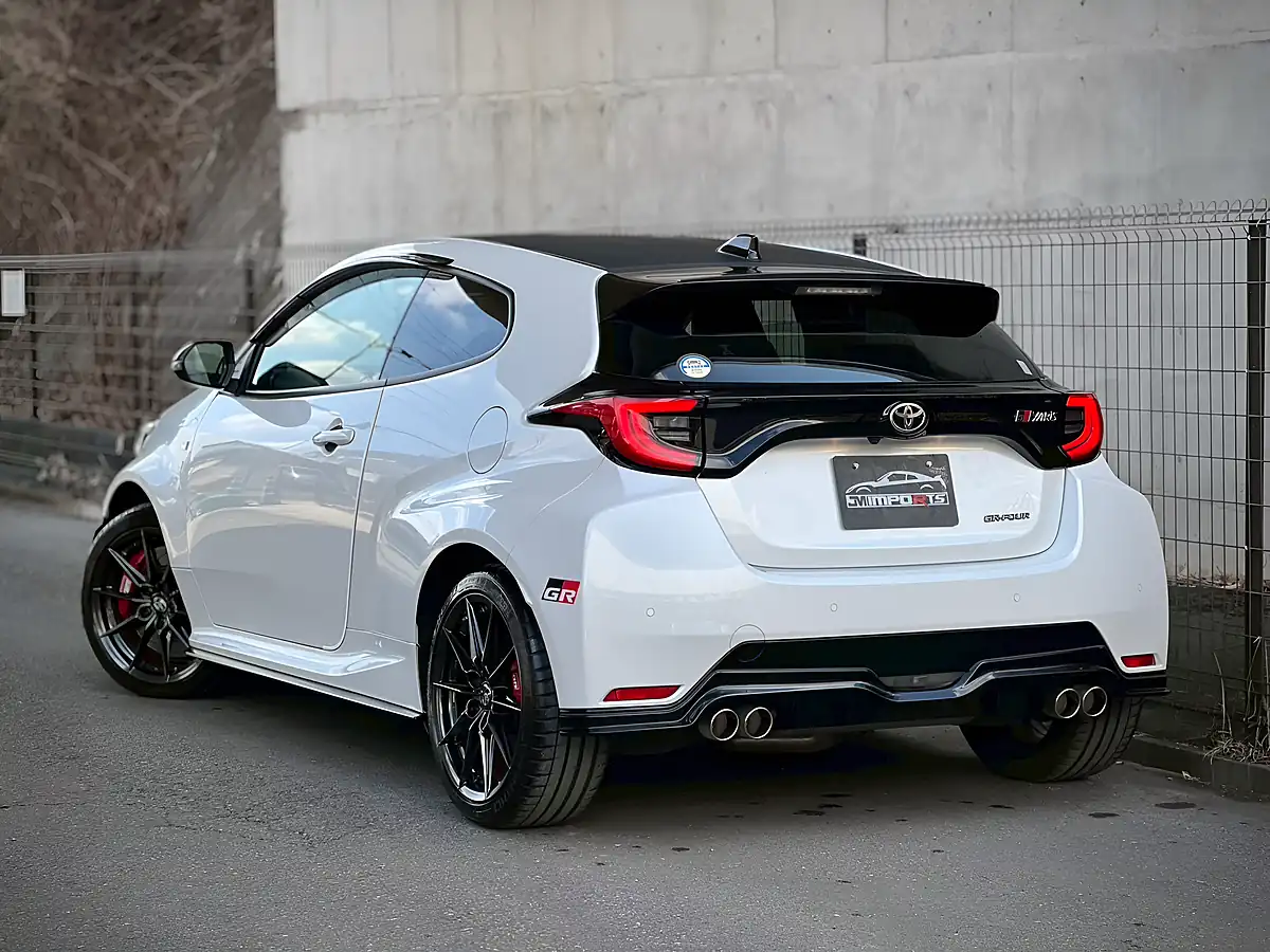 Used 2023 Toyota Yaris Gr Rz High Performance White - Interior and Exterior details 7