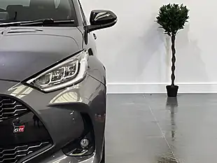 Used 2023 Toyota Yaris Gr Sport Grey - Interior and Exterior details 11